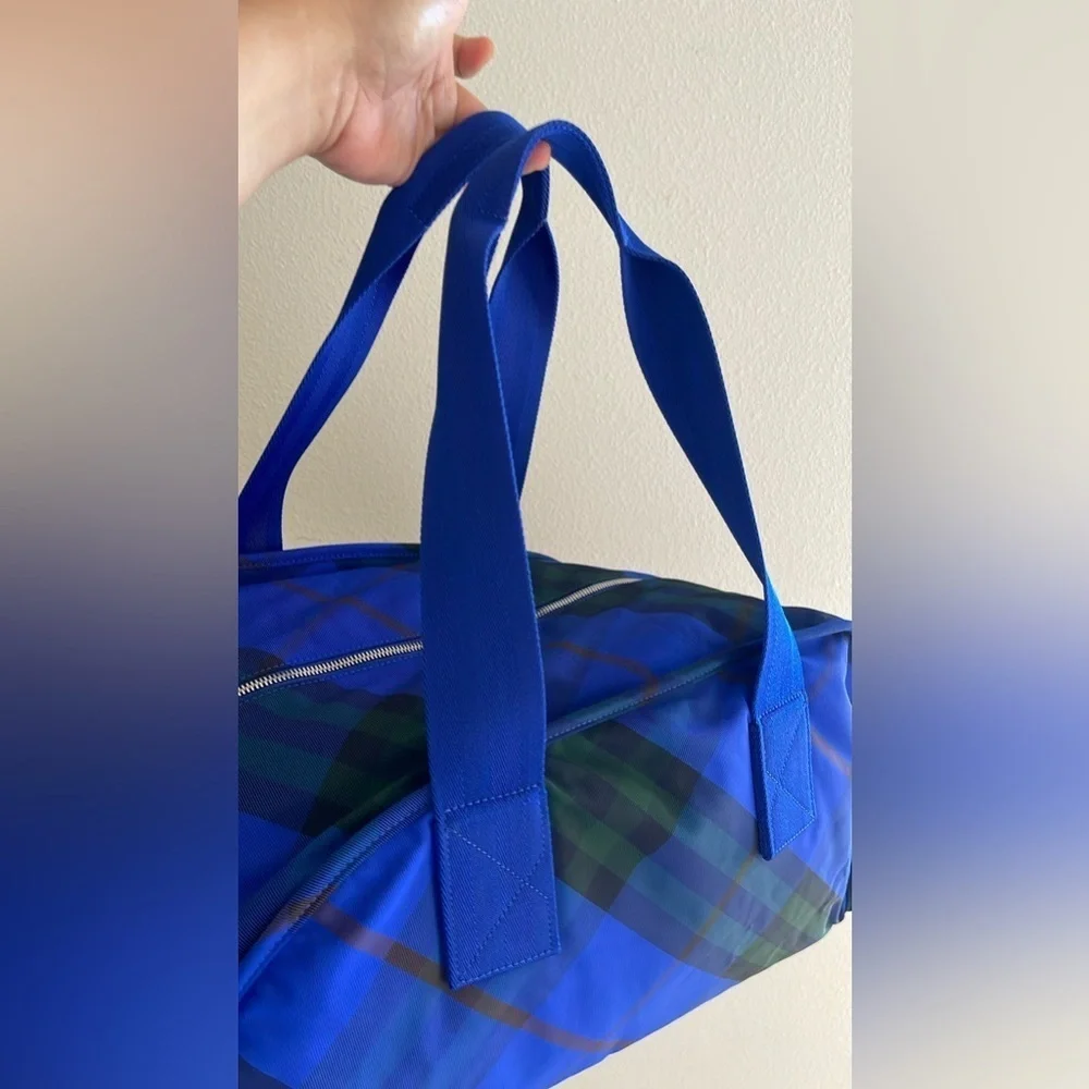 New Limited Edition Burberry Duffel Bag NWT